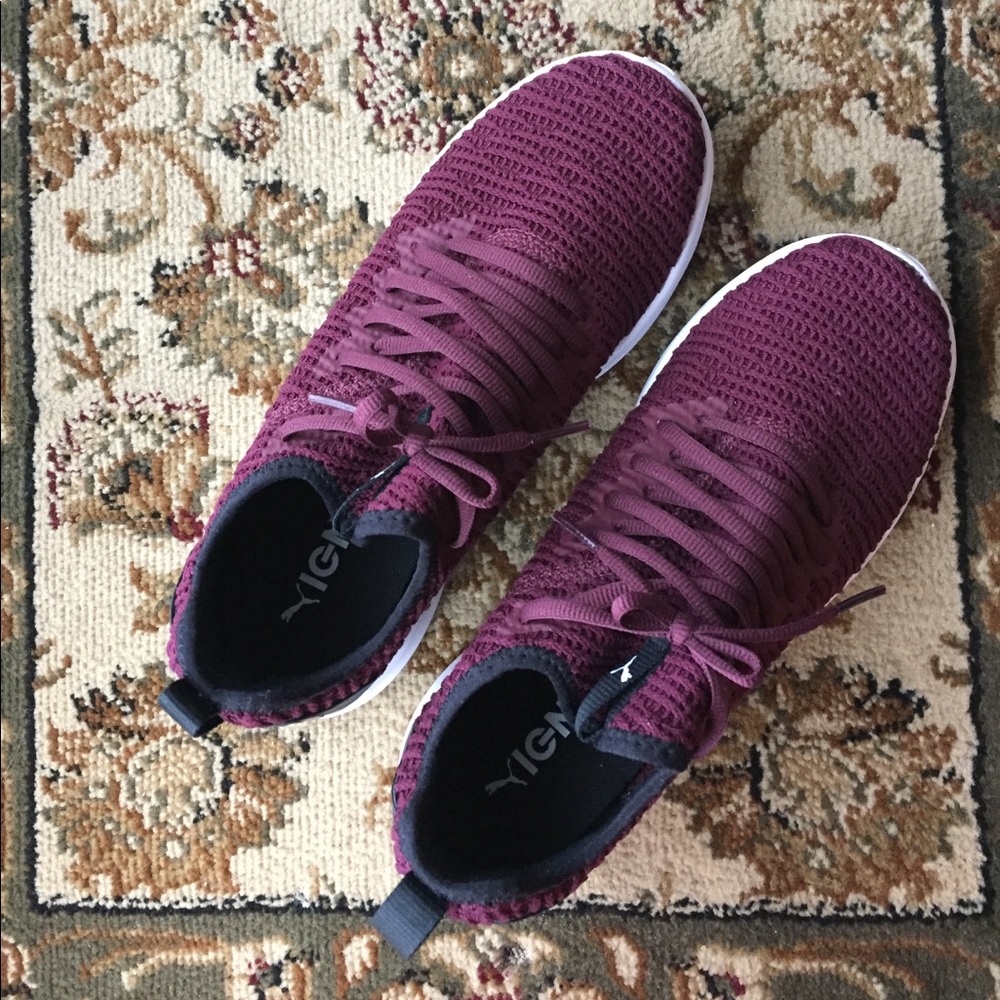 NWOT Puma Ignite Flash Luxe Women’s 8.5
